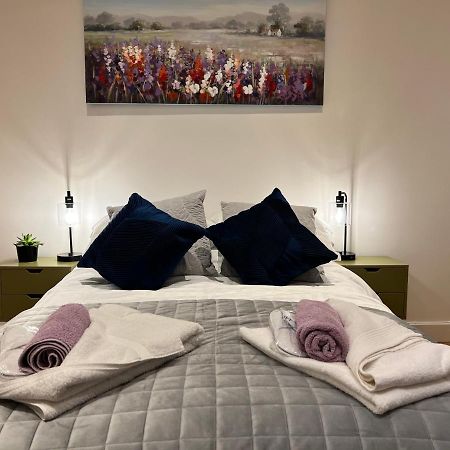 Bed and Breakfast Lavender Retreat Рексем Экстерьер фото